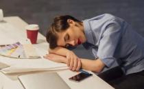 ?上班族午睡的四大好處 上班族正確午休法