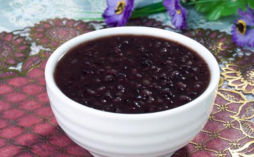 黑米粥有哪些功效與作用？黑米粥養胃嗎？怎么做養腎