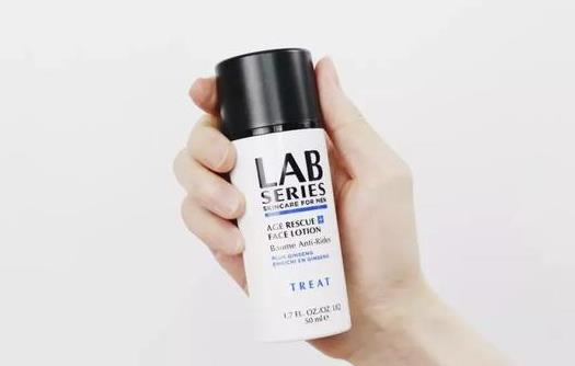 涂了精華可以不涂乳液嗎 乳液和面霜可以一起使用嗎