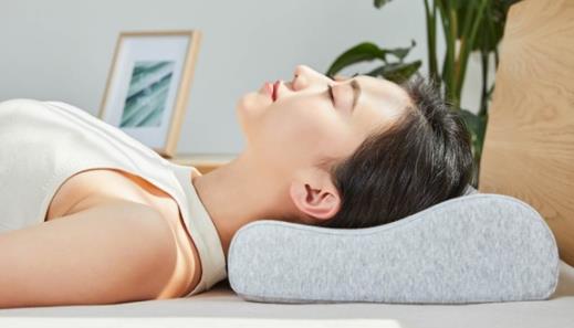 側(cè)臥可以預(yù)防打呼嚕嗎 長期右側(cè)睡有什么危害