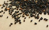 早餐不建議吃哪些食物，不吃早餐的危害：低血糖、胃炎、胃潰瘍