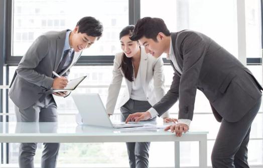 工作干到不開心需要離職嗎 不開心的工作要勉強干下去嗎