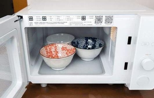微波爐加熱可以用保鮮膜嗎 微波爐可以當烤箱用嗎