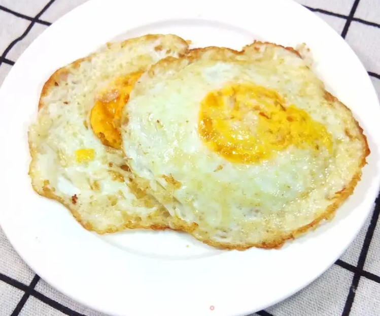 兩個荷包蛋的熱量